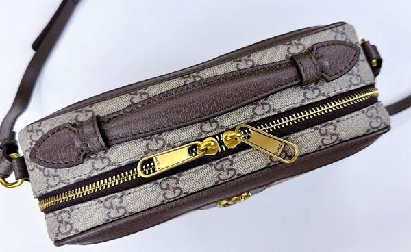 激安グッチバッグコピー角部分ディテール